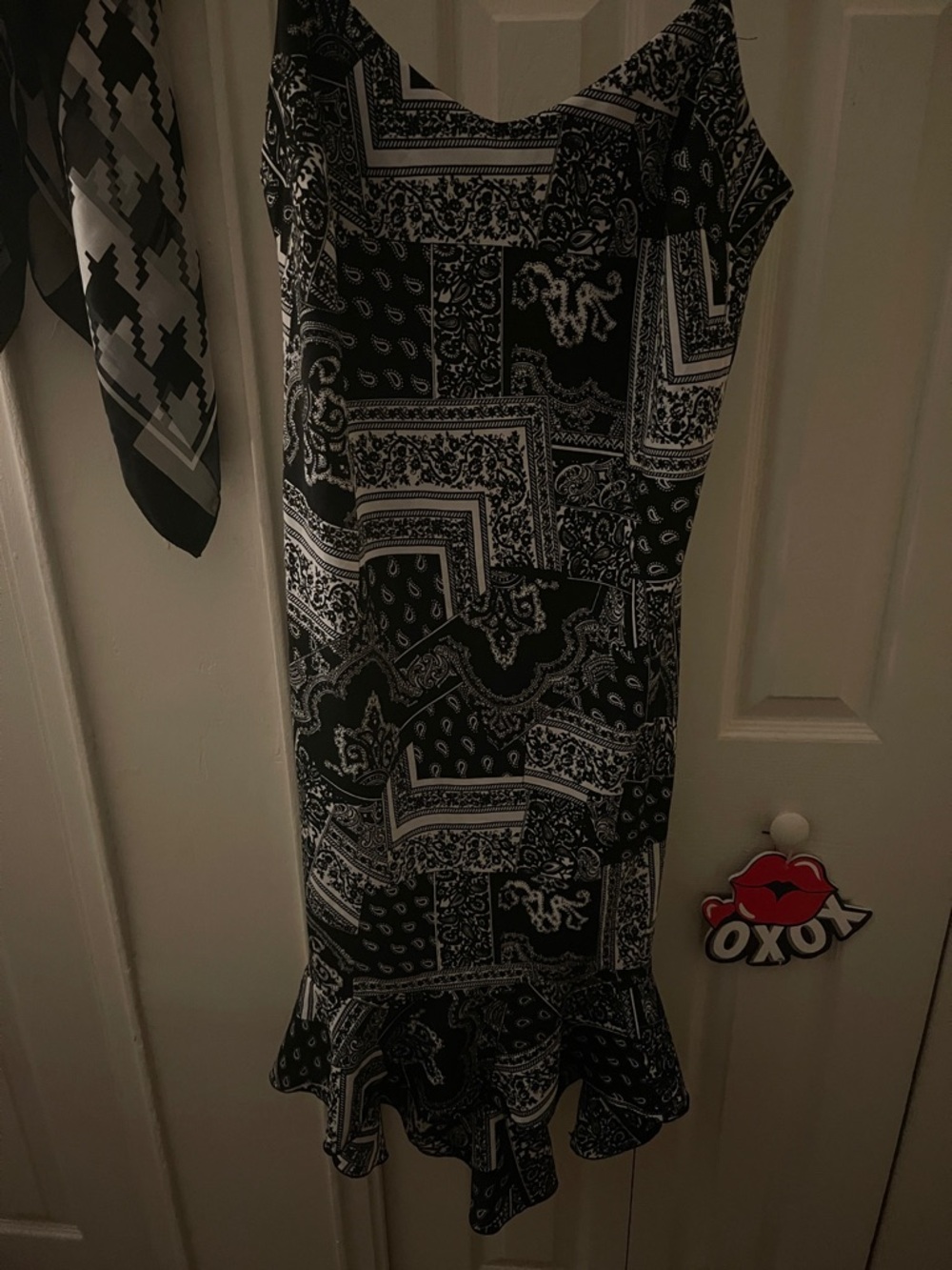Reitmans Black and White Paisley Midi Slip Dress with Ruffle Hem
